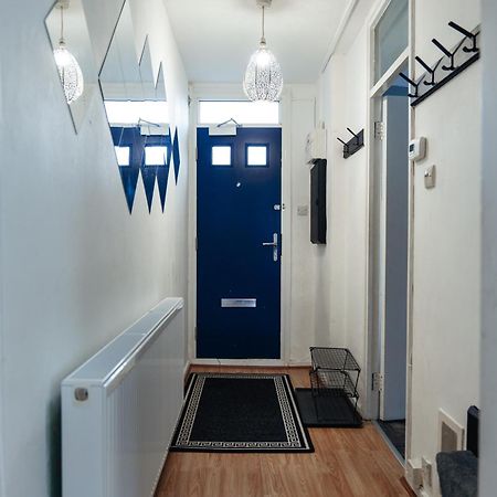 Shard View 2 Bed Entire Flat Apartment ลอนดอน ภายนอก รูปภาพ