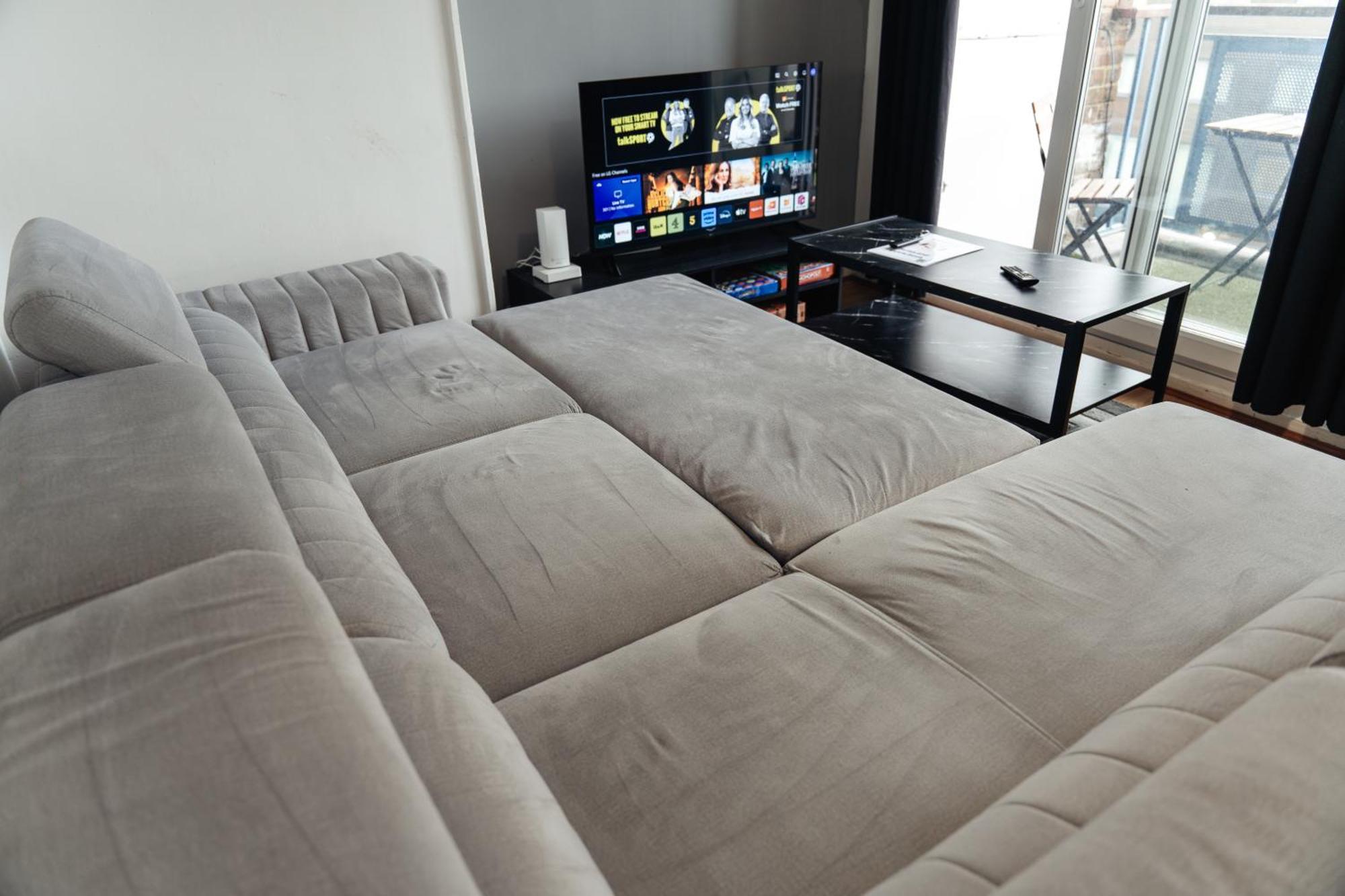 Shard View 2 Bed Entire Flat Apartment ลอนดอน ภายนอก รูปภาพ